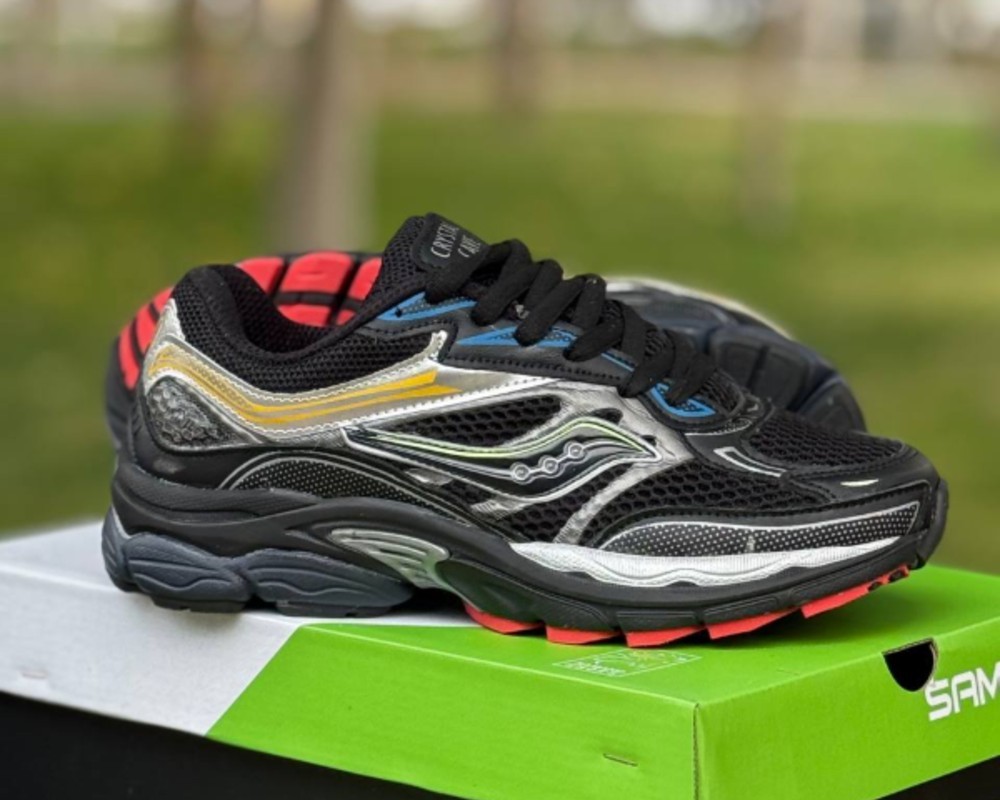  Soucony omni9 